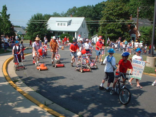 Mower brigade in 2002 parade